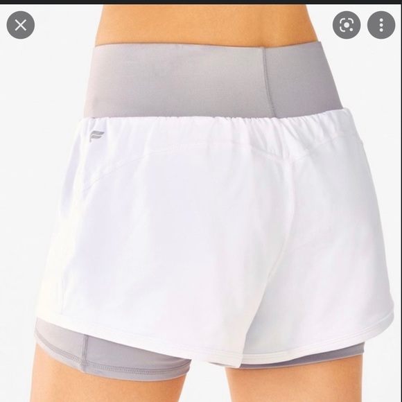 Fabletics Olesia Shine Short - Picture 3 of 5